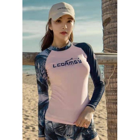 เสื้อว่ายน้ำ เสื้อว่ายน้ำกันยูวีแท้ 100%มีให้เลือก 11 แบบ เสื้อว่ายน้ำหญิง มีเก็บเงินปลายทาง sunwin sunwin88