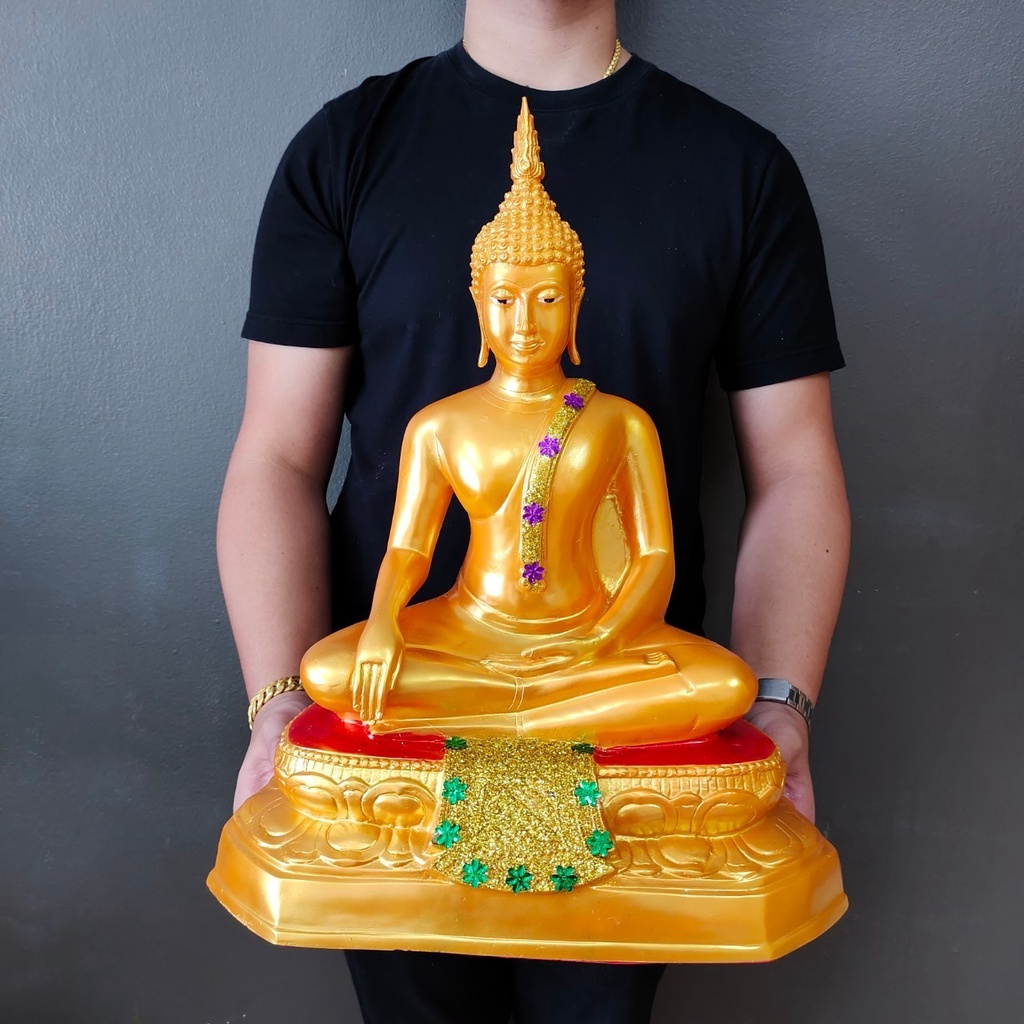 พระพุทธรูปปางสดุ้งมาร12”(องค์ใหญ่มากๆ)เหมาะบูชาเป็นพระประธานหรือถวายวัด(หน้าตัก12นิ้ว สูง45ซม.)ลงสีน้ำทองสวยมาก