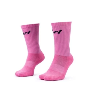 ถุงเท้าครึ่งแข้ง ARI CREW SOCKS ของแท้ ส่งไวมาก