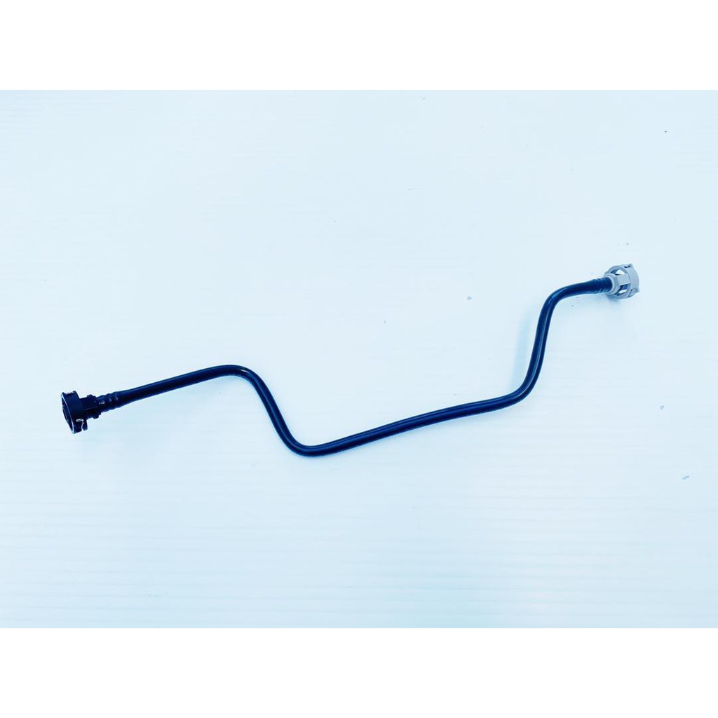 Audi Q5 Breather Line 8R0 121 088 M