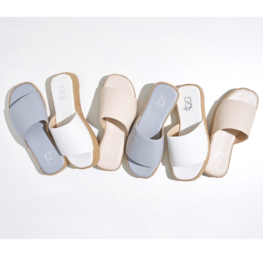 (สินค้าหลุด QC) MSCHOO : Kaili Sandals : รองเท้าแตะ
