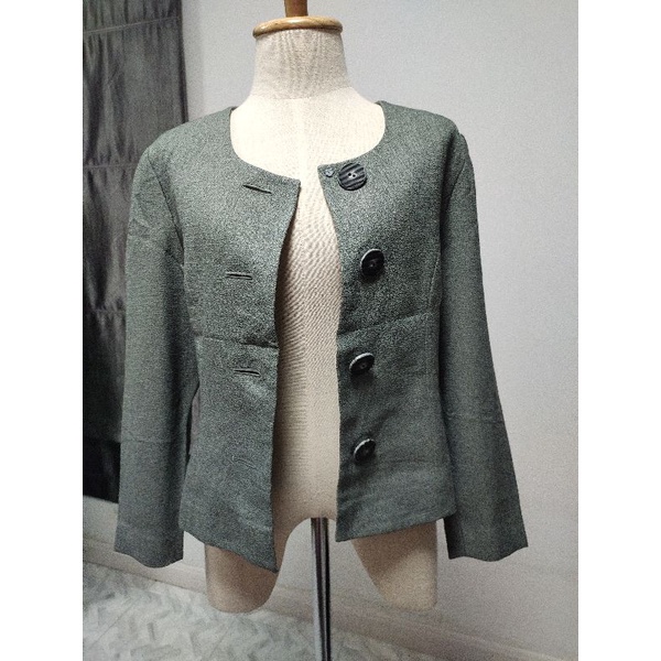 เสื้อคลุมสีเทาป้าย Meunier