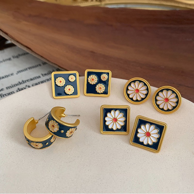 Korean Vintage Enamel Relief Flower Earrings Square Round Geometry Shape Ins Girl