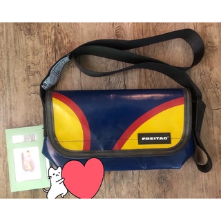 กระเป๋า Freitag รุ่น Hawaii มือ1 ใบเดียวมี 3 สี ผ้าหนาเงา
