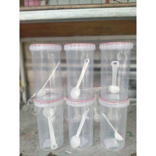 กระปุกใส่ของอเนกประสงค์มีช้อน, กว้าง 8 cm สูง 15 cm ความจุ 600 ml ราคาใบละ 20 บาท