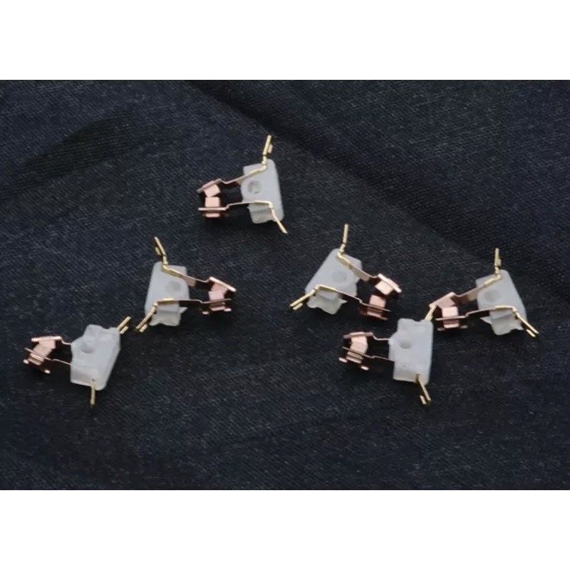 ขาไฟ ขาคาร์บอน 4 ชิ้น(4PCS.) สำหรับรถMini4wd Tamiya รถกระป๋อง มอเตอร์130