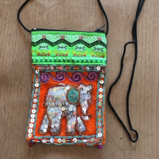 กระเป๋าคล้องคอ hand made