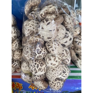 เห็ดหอมญี่ปุ่น เห็ดหอมแห้ง ดอกใหญ่（日本大白花菇 ）ขนาด 500g เกรดพรีเมี่ยม ดอกสวย #พร้อมส่ง# เห็ดหอมญี่ปุ่นแท้ เห็ด เห็มหอม