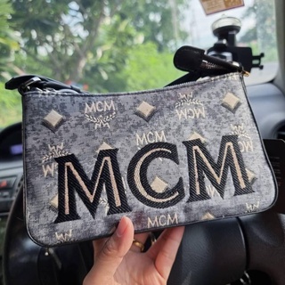 กระเป๋า MCM MINI SHOULDER BAG IN VINTAGE JACQUARD MONOGRAM