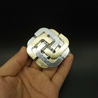 ของเล่นตัวต่อ Metal Lock Puzzle เพื่อการศึกษา