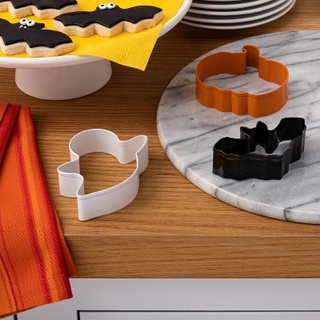 พิมพ์กดคุกกี้ Wilton,Celebrate Cookie Cutter Halloween Cookie Cutter พิมพ์กดฟองดอง ขนมปัง แซนวิช ผักต่างๆ แพค 1 ชิ้น