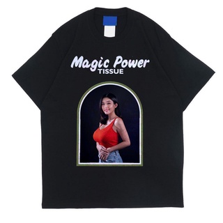 เสื้อยืดผู้ Magic Power x Anastasya เสื้อยืดผ้าฝ้าย คอมแบดทิชชู่ โดย Don Juanism S-5XL