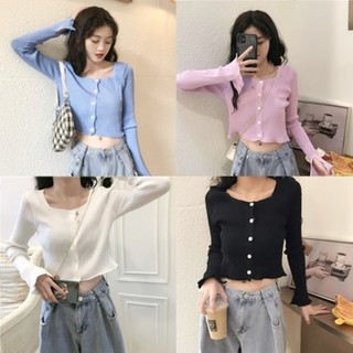 ✅ส่งไว✅สต็อกไทย เสื้อครอป แขนยาว คอเหลี่ยม ผ้าไหมพรม มีกระดุมหน้า มี 4 สี สีพื้น