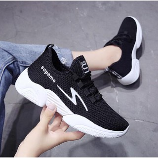 พร้อมส่ง Quilla รองเท้ากีฬาผู้หญิง ผ้าใบเสริมส้น แบบผูกเชือก  Women Shoes