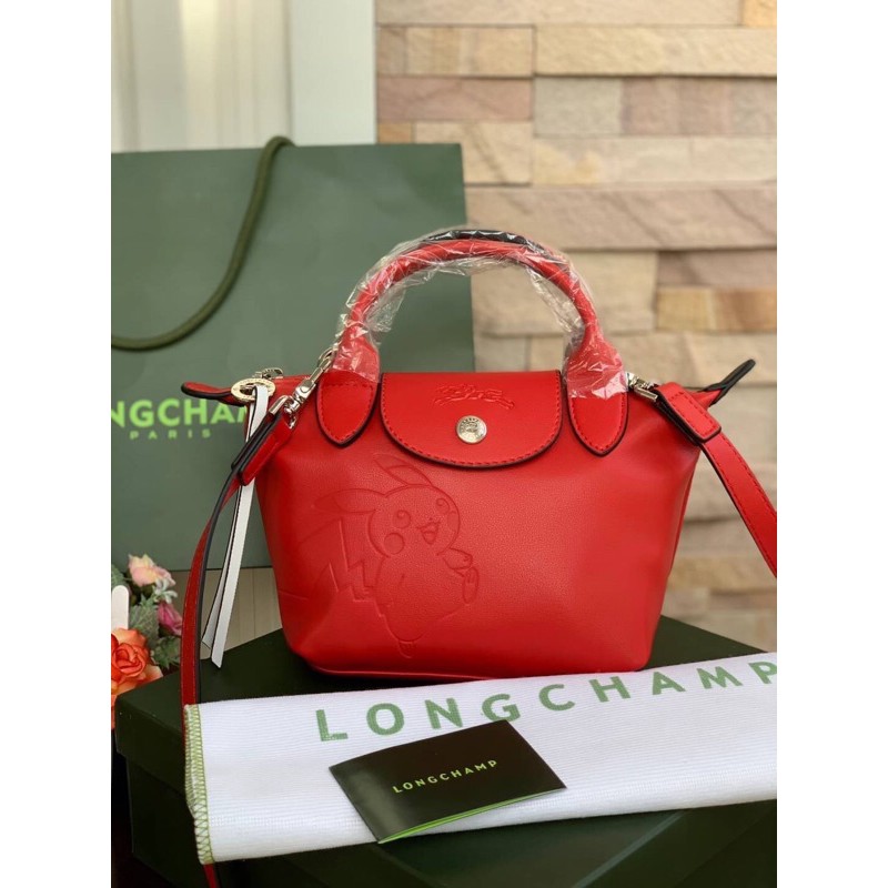 💕 The Longchamp x Pokémon Collection  LE PLIAGE CUIR TOP HANDLE BAG - red