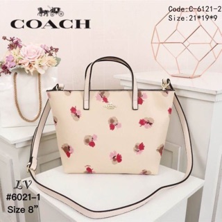 กระเป๋าcoach สะพายข้าง