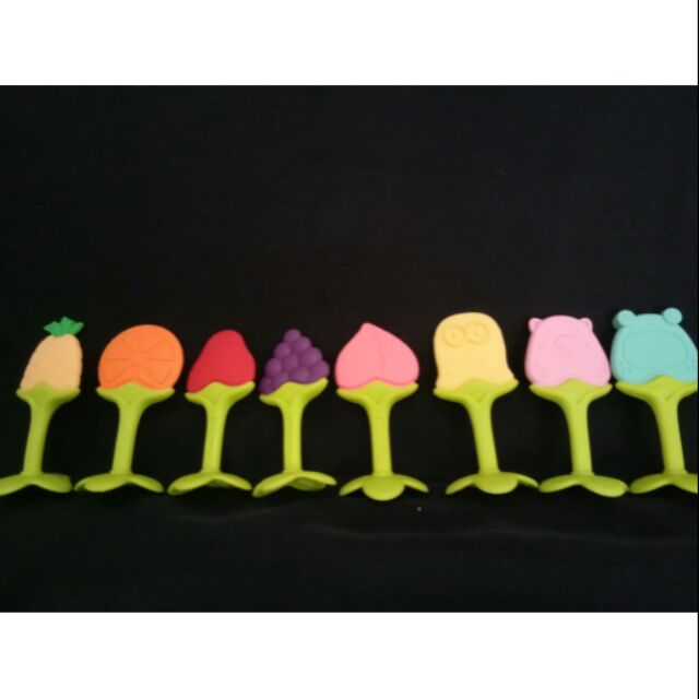 ยางกัดผลไม้
BPA FREE