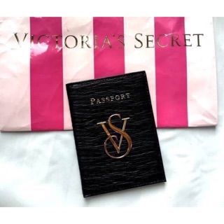 💯💋 กระเป๋าพับ ใส่พาสปอร์ต หนังสวย ยี่ห้อ Victorias Secret แท้🍭