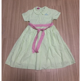 📦ส่งฟรี🏷ชุดเดรสกระโปรงสีเขียว👧🏻💚🤍