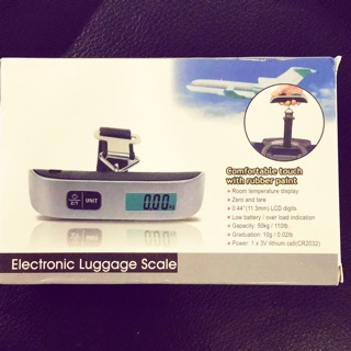 Electronic luggage scale