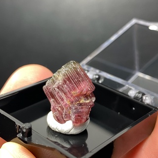 Rare Item 🔥 รูเบลไลต์ ทัวร์มาลีน สองสี (Bi Color Rubellite Tourmaline Specimen Box) #7