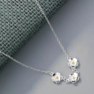 สร้อยคอซากุระ • Sakura Necklace