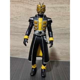 โมเดลซอฟ​ มาสค์ไรเดอร์วิซเซิร์ด (Kamen Rider Wizard) เหลือง แบรนด์​ Bandai