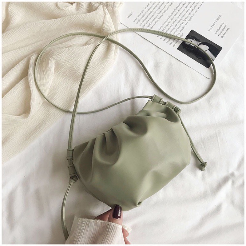 Dumpling Cloudy Bag | กระเป๋าสะพาย