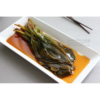 พร้อมส่ง 명이나물 ใบกระเทียมป่าดองซีอิ้ว Ilga Pickled Wild Garlic Leaves in Soy Sauce 200g