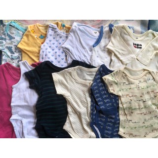 เสื้อผ้าเด็กขาเว้า 5 บาททุกตัว