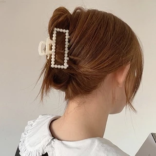 Fashion กิ๊บกิ๊บไข่มุกสไตล์เกาหลี กิ๊บฟันฉลาม มีให้เลือก7แบบ (ราคา/ชิ้น) พร้อมส่งจากไทย Q-134