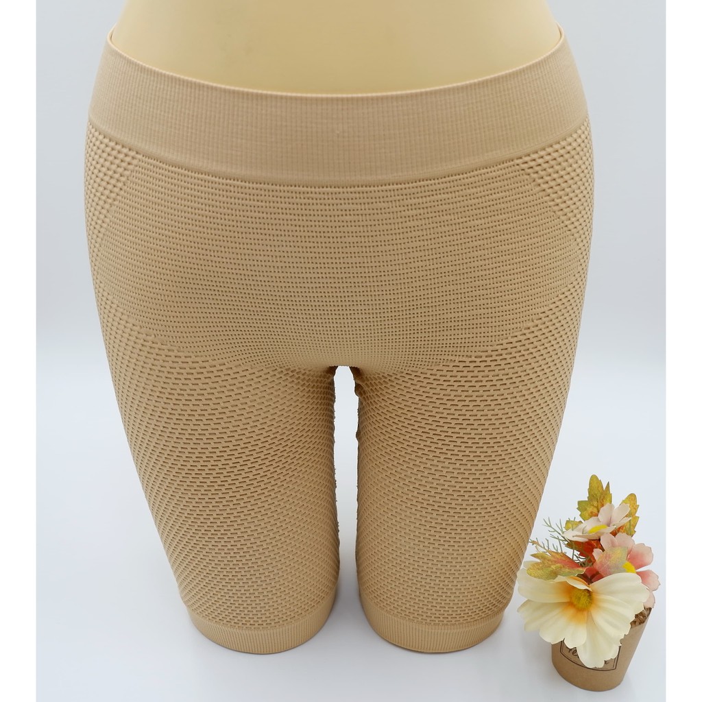 แฟชั่นผู้หญิง ถูกสุดๆพร้อมส่ง #กางเกงสเตย์ขาสั้นไร้รอยต่อ(no.7195) ขนาดฟรีไซส์ ผ้าไนลอนแสปนเด็กซ์