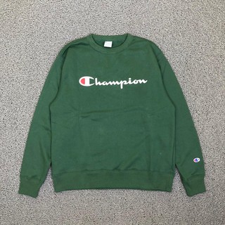 เสื้อกันหนาวแต่งโลโก้ CHAMPION สีเขียว