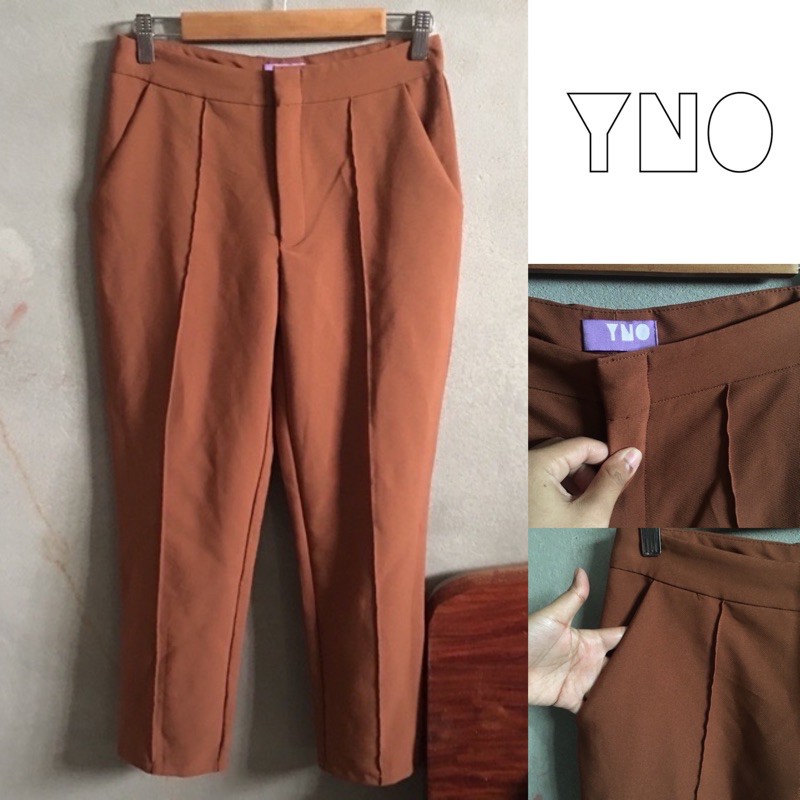 กางเกงขายาวสีส้ม YNO