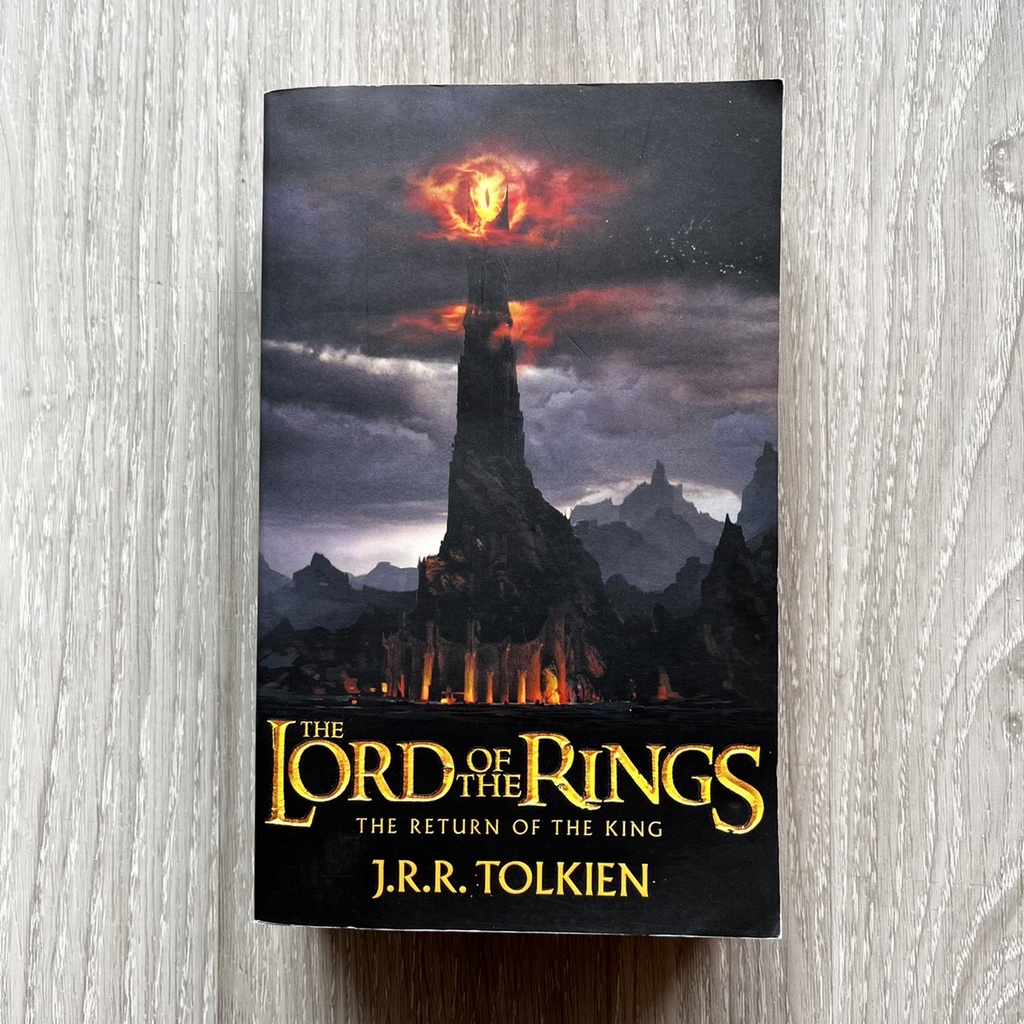 📓หนังสือนวนิยาย The Lord of The Rings: The Return of The King(ภาษาอังกฤษ ปกอ่อน)(มือสอง สภาพดีมาก)