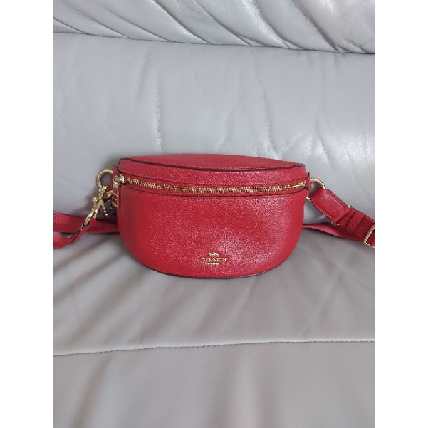 ส่งต่อ coach belt bag