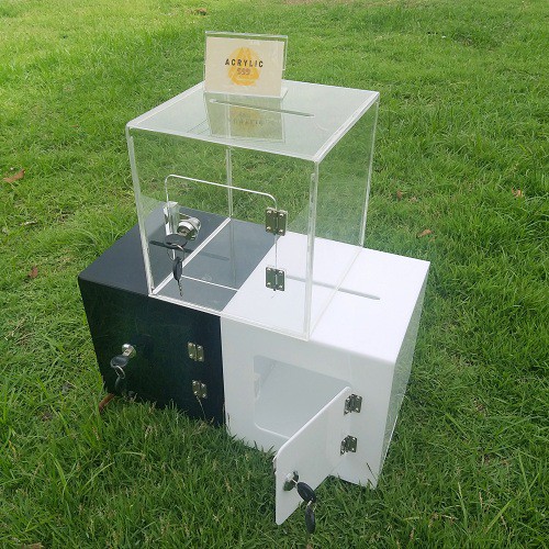โปรถูก!!!!!  พร้อมส่ง กล่องรับบริจาค แผ่นหนา 3 มิล มี 3 สี ขนาดกล่อง 30 x 30 x 30 cm. กล่องใส่การ์ด ใส่ซอง