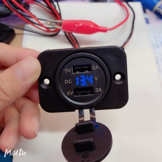 แปลงไฟ12Vเป็น5V 3.0Aกับวัดโวลท์(2usb+Vสีฟ้า กลม)