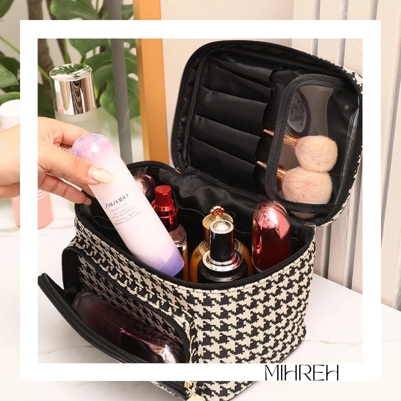 [3057](พร้อมส่ง) กระเป๋าใส่เครื่องสำอางแบบพกพา ใส่สกินแคร์ได้ thumbnail 3