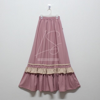 SK-A100 Long skirt กระโปรงผู้หญิง กระโปรงยาว เอวสูง  ด้านหน้าแต่งด้วยระบาย สามารถใส่ได้ทุกงาน กระโปรงสวย ผ้าใส่สบาย