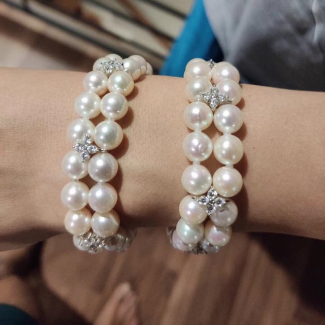 สร้อยข้อมือมุกแท้ อะโกย่า