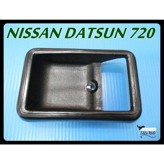 NISSAN DATSUN 720 DOOR HANDLE SOCKET "BLACK" SET (1 PC.)  // เบ้ารองมือเปิดใน สีดำ (1 ข้าง) สินค้าคุณภาพดี