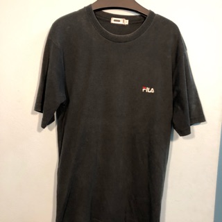 เสื้อ  FILA ไซร้ M อก19.5” ยาว27” ราคา100 ส่งฟรี