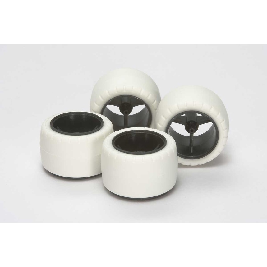 TAMIYA 15415 Jr Small Dia Carbon Wheels W/White Arched Tires