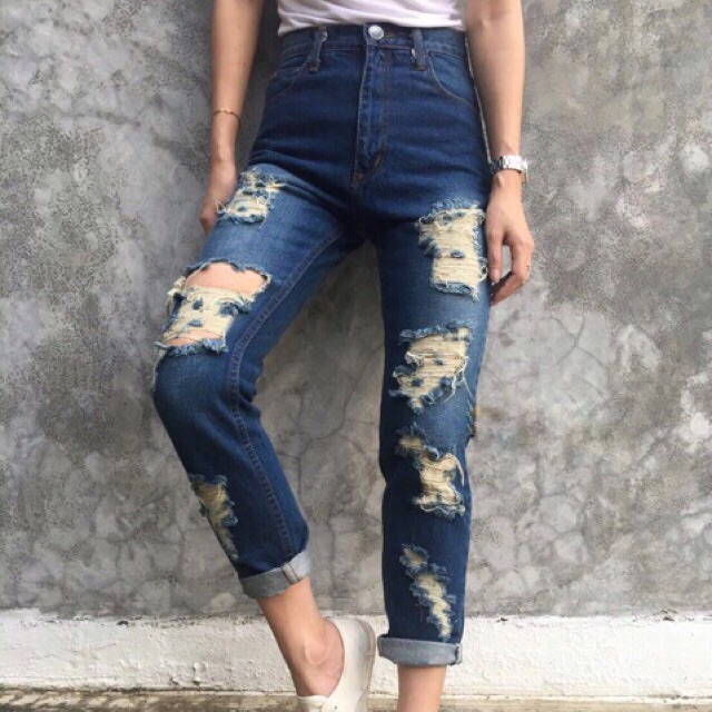 กางเกงยีนส์ทรงบอยแต่งขาดฟอกสี - ร้าน idea_jeans