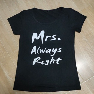 เสื้อยืดคอกลมงานแฟชั่น สภาพดี 95 %อก 32-34 นิ้ว