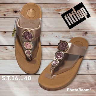 รองเท้าแตะfitflop เลบนีบเพชรสามเม็ดรุ่นใหม่มี 36ถึง40เป็นรุ่นกำลังฮิตมีของพร้อมส่ง