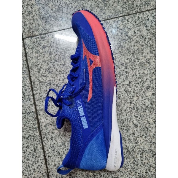 รองเท้าวิ่งมือสอง Mizuno wave duel 2