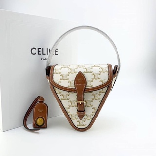 CELINE TRIOPMHE LOGO PRINT TRIANGLE TOP HANDLE HANDBAG กระเป๋าถือ แบรนด์ซีลีน ทรงสามเหลี่ยม พร้อมหูจับถือ คล้องแขน