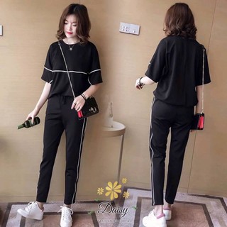 เสื้อ+กางเกง เป็นผ้ายืดเนื้อลื่น